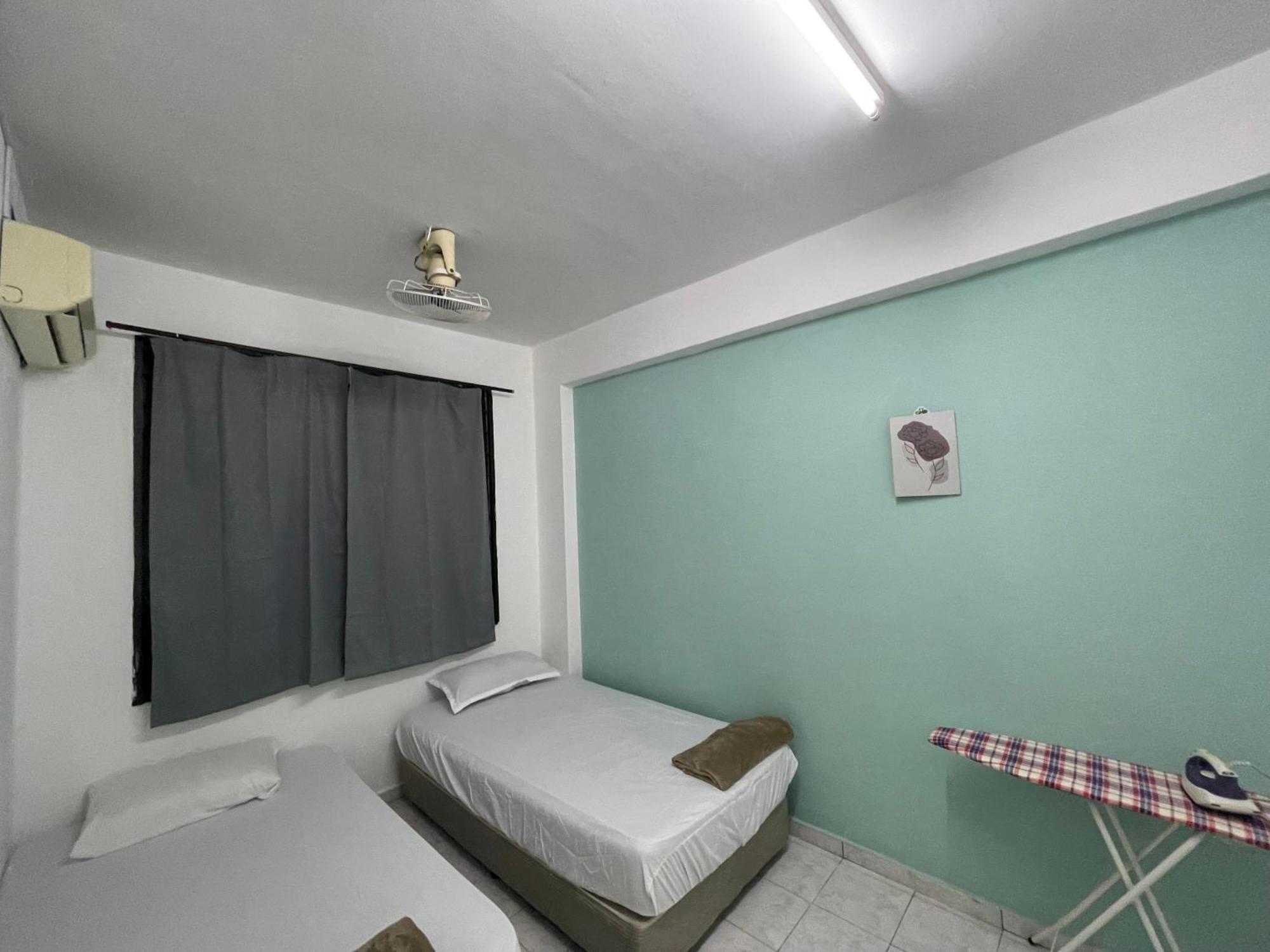 Blissful Breeze 4 Rooms & Netflix By Ezyroom Melaka 에이어 케로 외부 사진